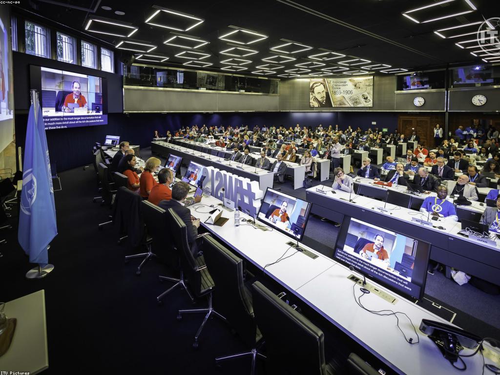 និន្ទានព័ត៍មានថ្មី និងការប៉ះពាល់ដល់សង្គម