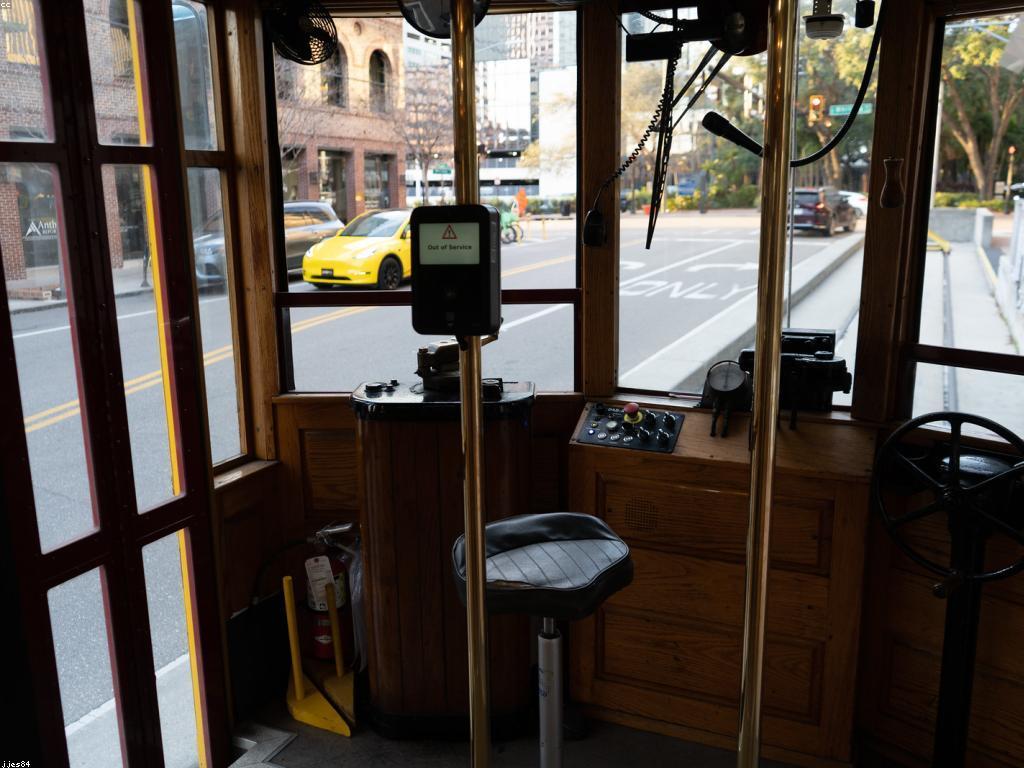 គន្លឹះចាំបាច់សម្រាប់អ្នកបើកបរ​ដើម